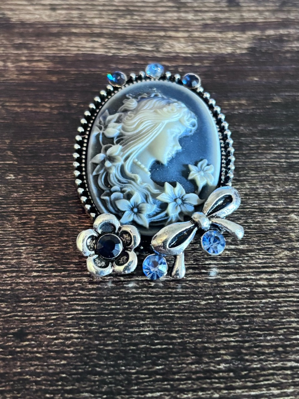 Small Classic Blue Cameo Brooch with Floral Accents
